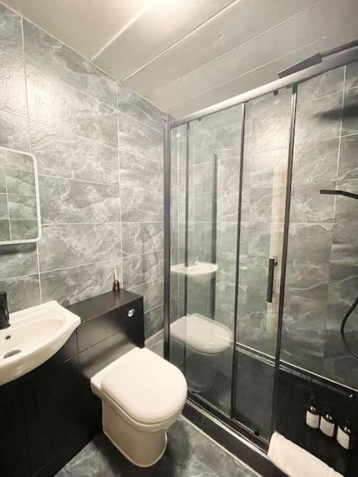 Apartment Lovely 1bdr Flat Next To Earls Court Station