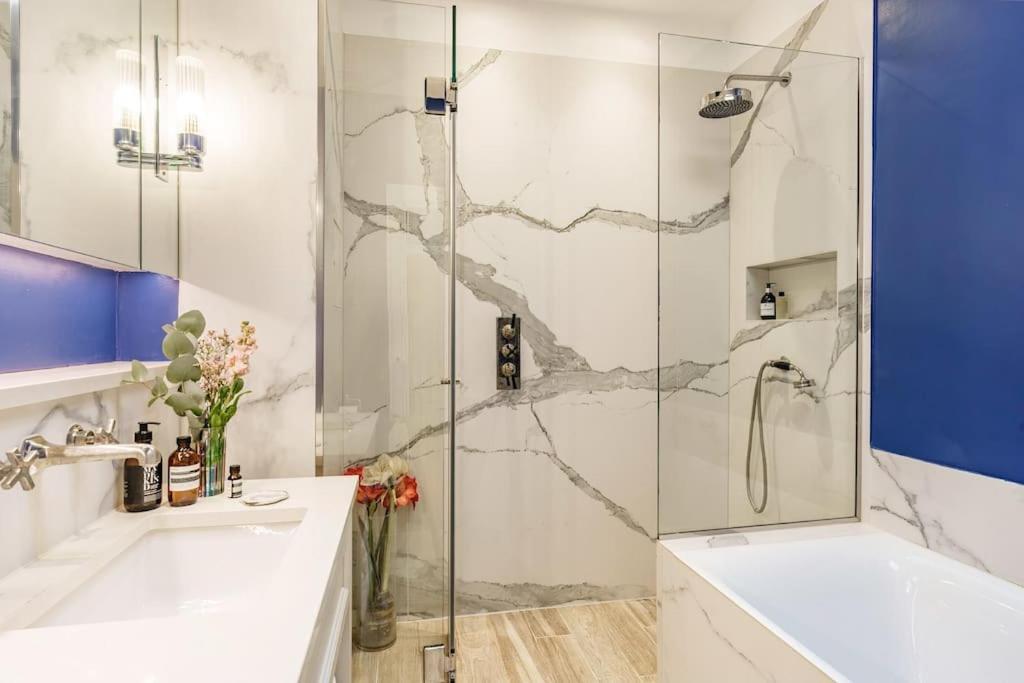 Stunning Notting Hill 3 Bed With Air Con * London