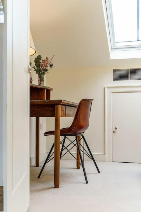 Holiday home Stunning Notting Hill 3 Bed With Air Con London