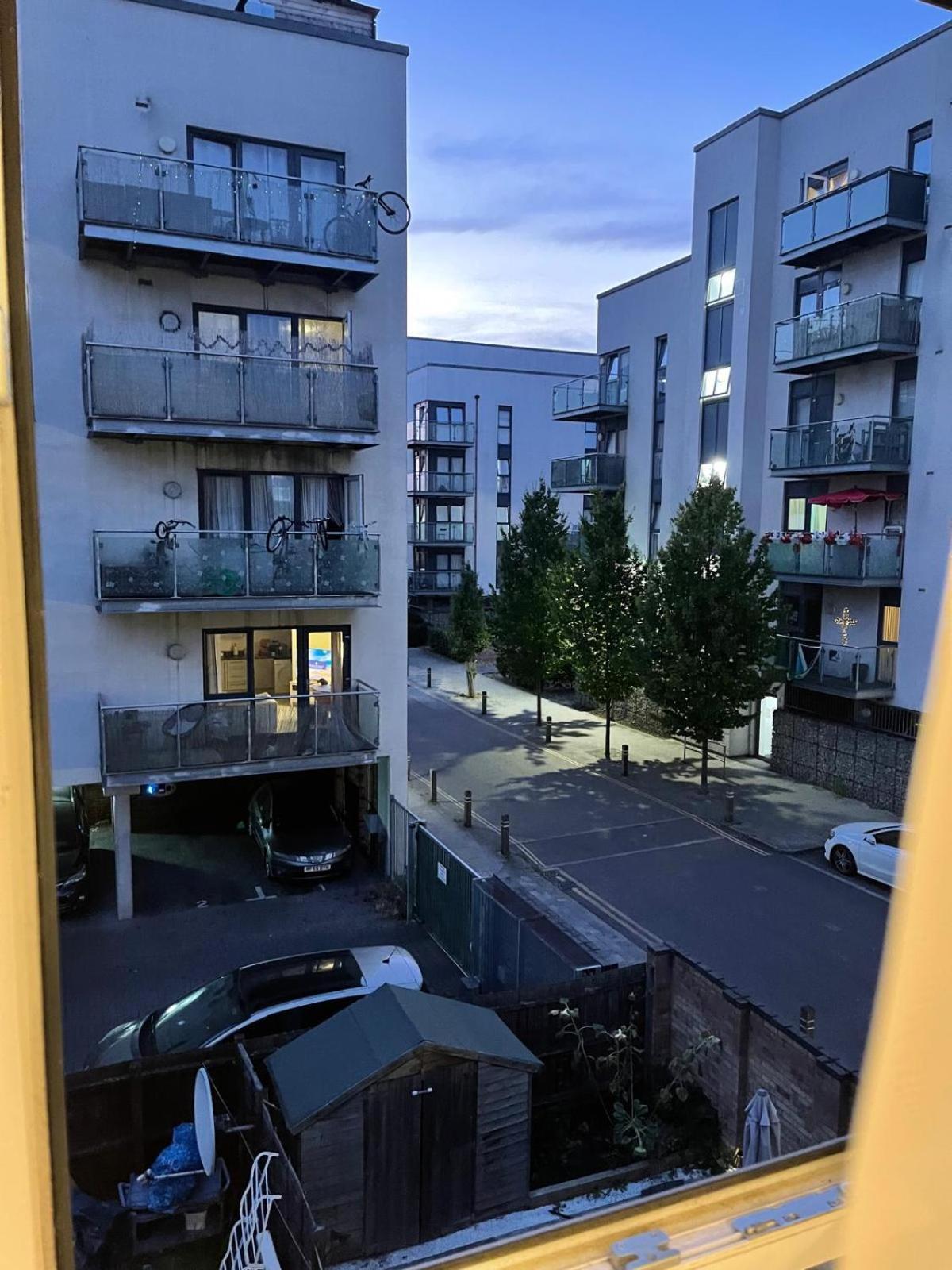 Guest house En-suite Cozy Double Bedroom London