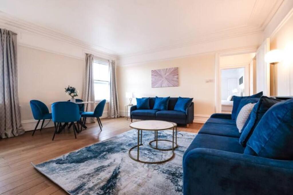 Harrods-knightsbridge Flat In Kb89 Apartment