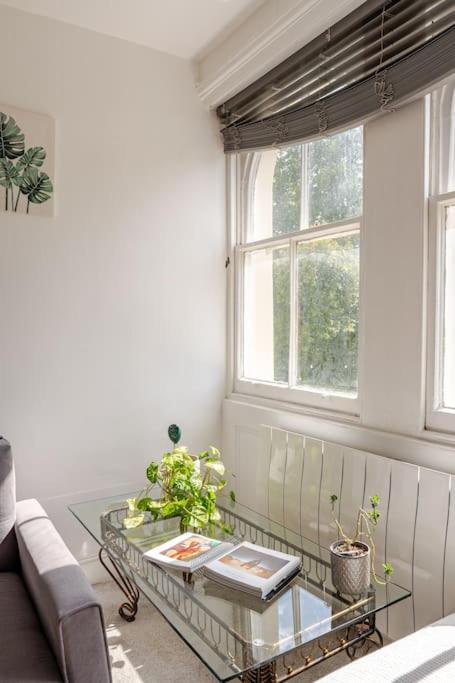 Notting Hill - Luxury Up To 6 Sleeps London