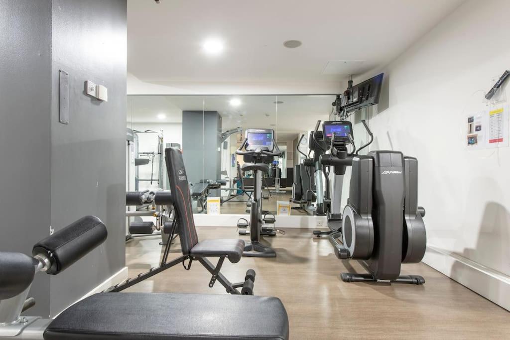 Apartamento 24hr Concierge, Gym, Pool, Museum, Shopping Centre
