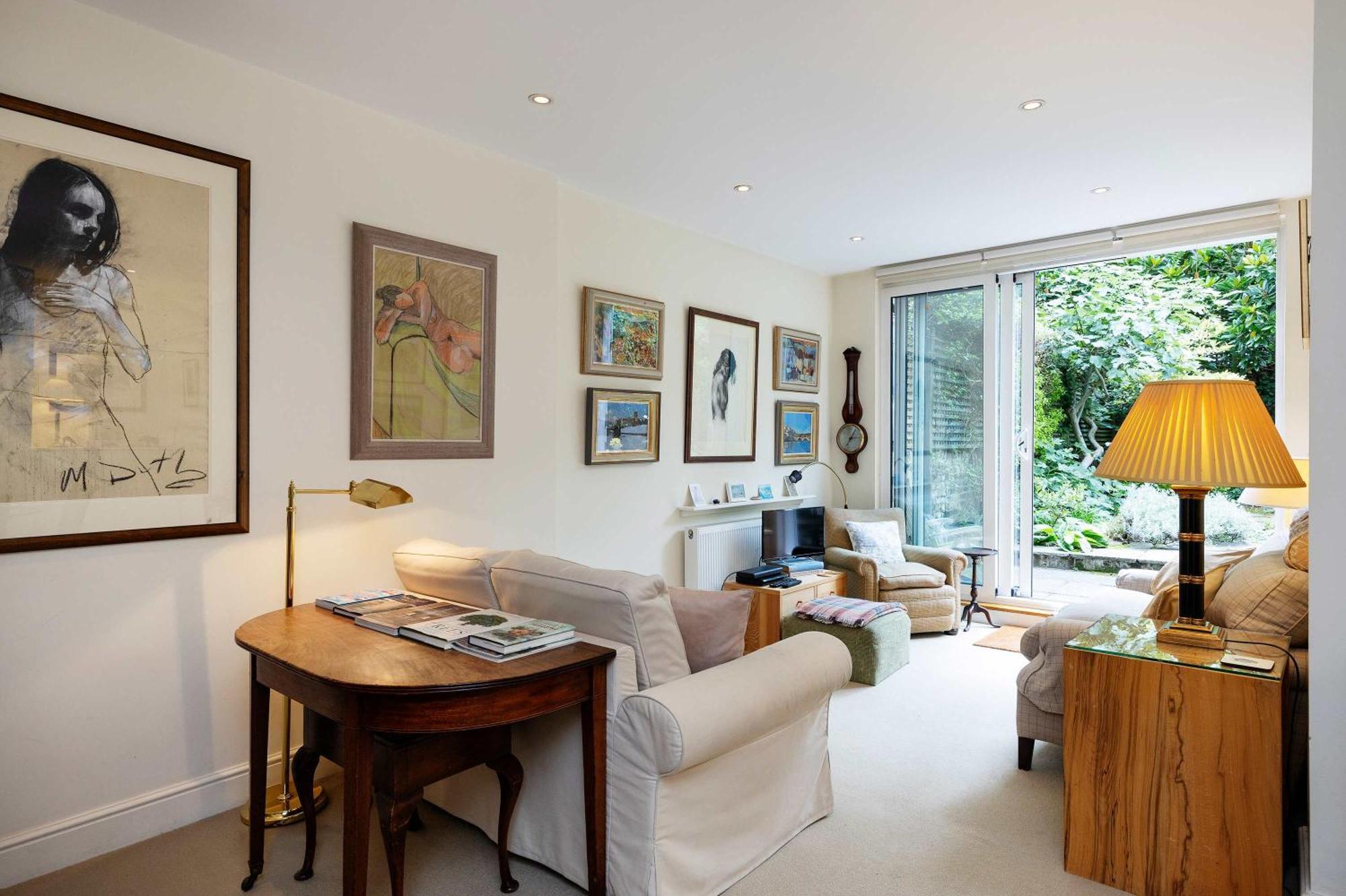 Veeve - Artist'S Oasis London