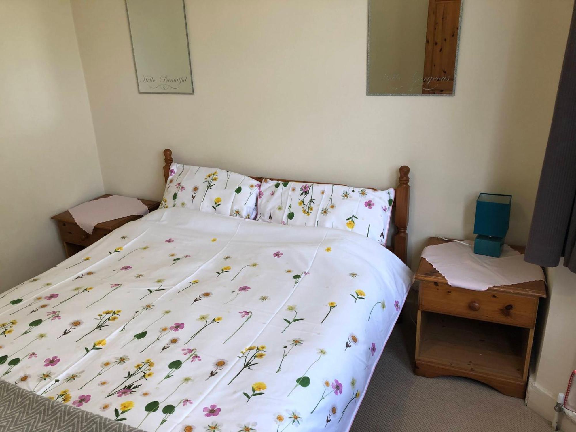Apartment Spacious West 2 Bedroom