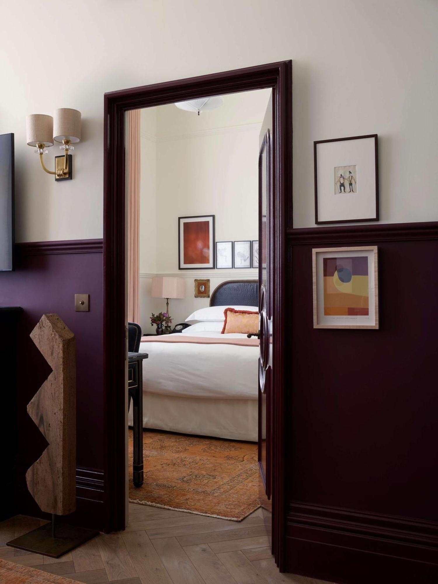 Hotel Nomad