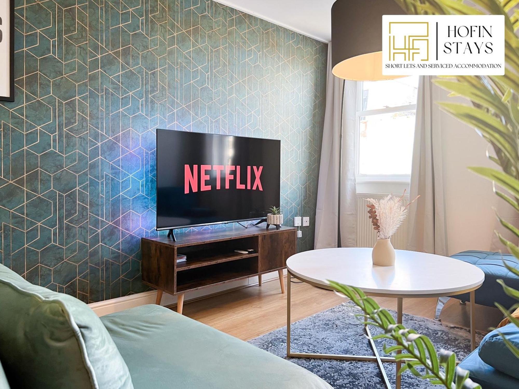 Apartment Last-minute Specials L Premium On 2 Double Bed For 6 Guests L Deals L Hofin Short Lets & Serviced