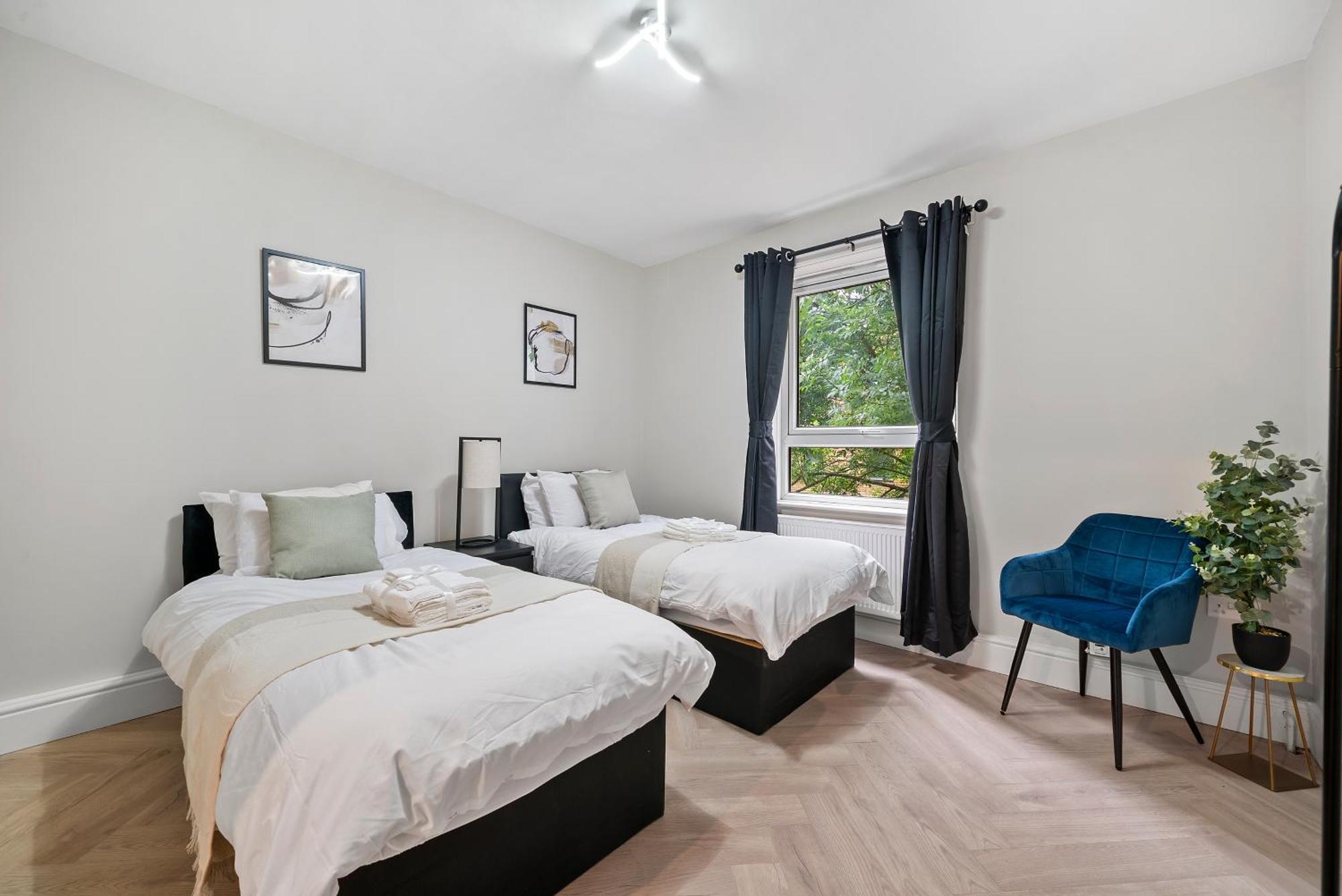 Greenwich Zone 2 5 Beds 2 Bath Free Parking Apartment