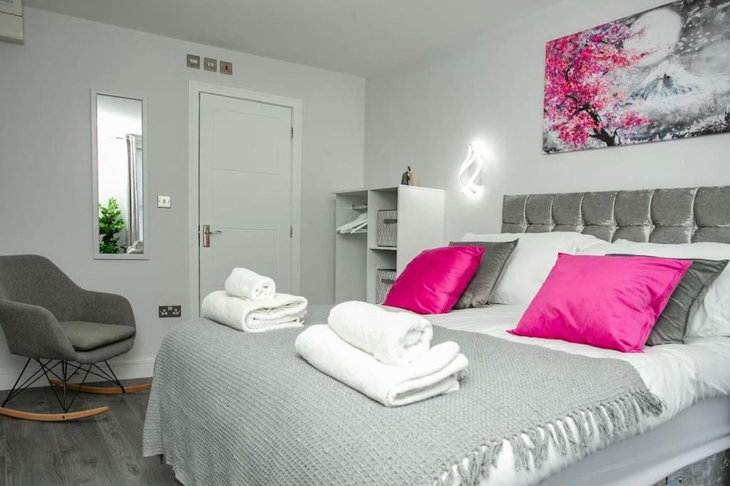 Cosy Flamingo In Sydenham Apartment London