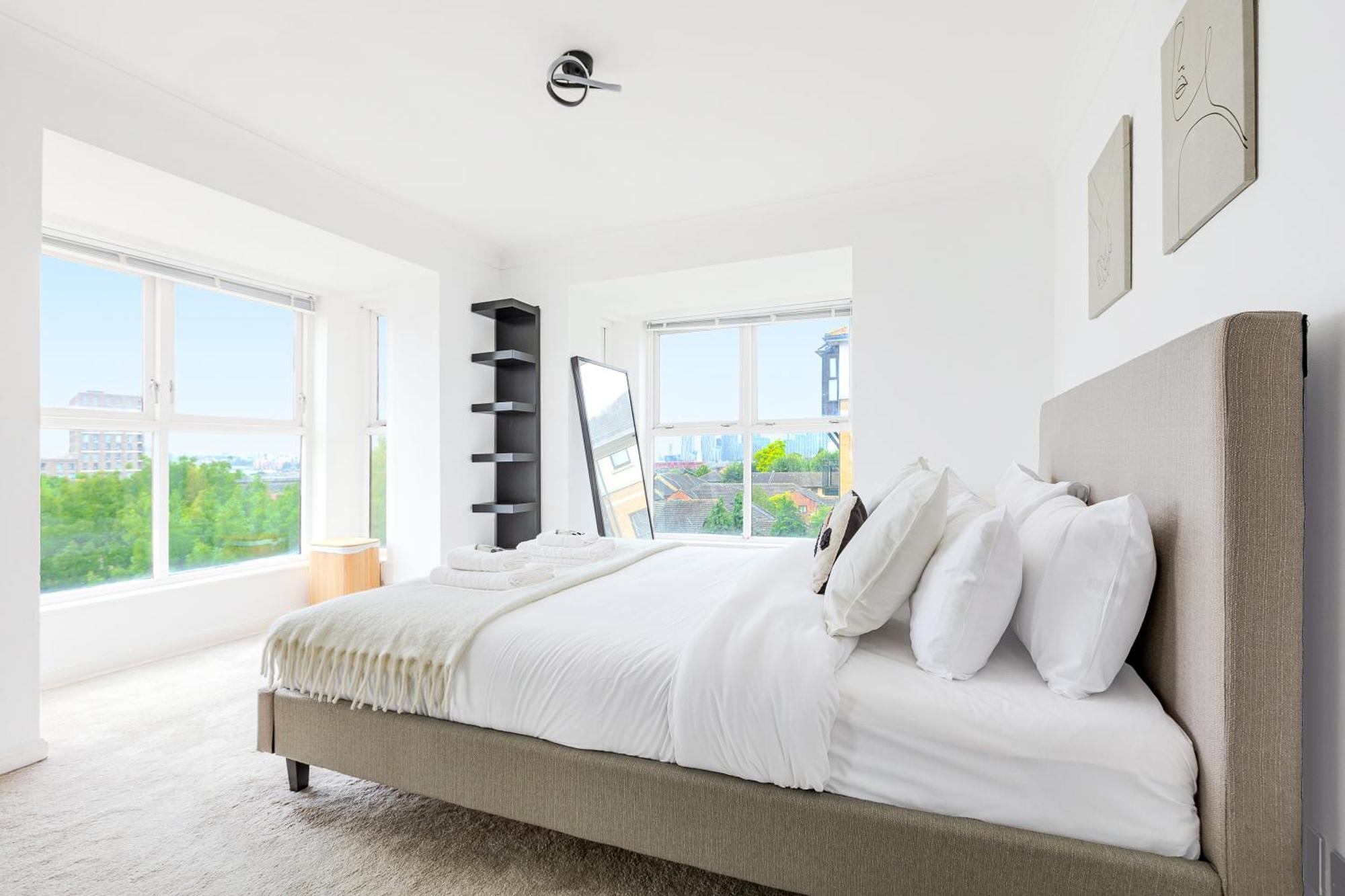 Apartment Bright New 2br Flat With Balcony Near Excel *