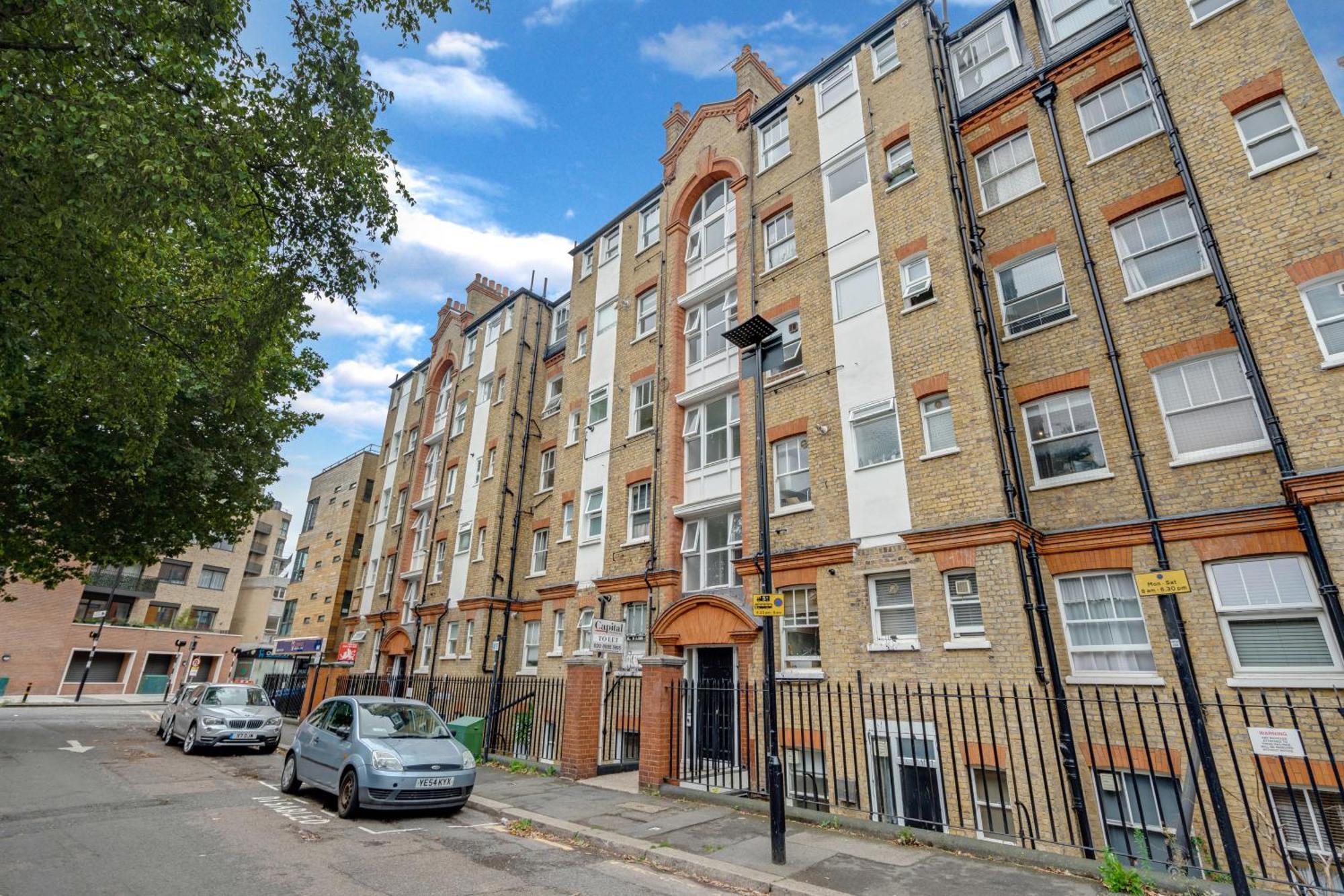 Oxford Circus - 20Min Tube ,1Gb Fibre Wifi, 2Min To Tube & Heathrow, Free Snacks & Toiletries, 2 New Smart Tvs & Sofabed Apartment *