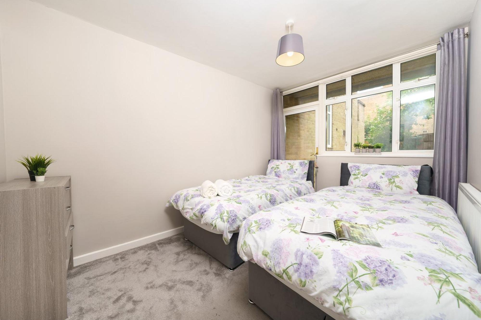 Cozy 2-bed Garden Flat, Wembley Londres