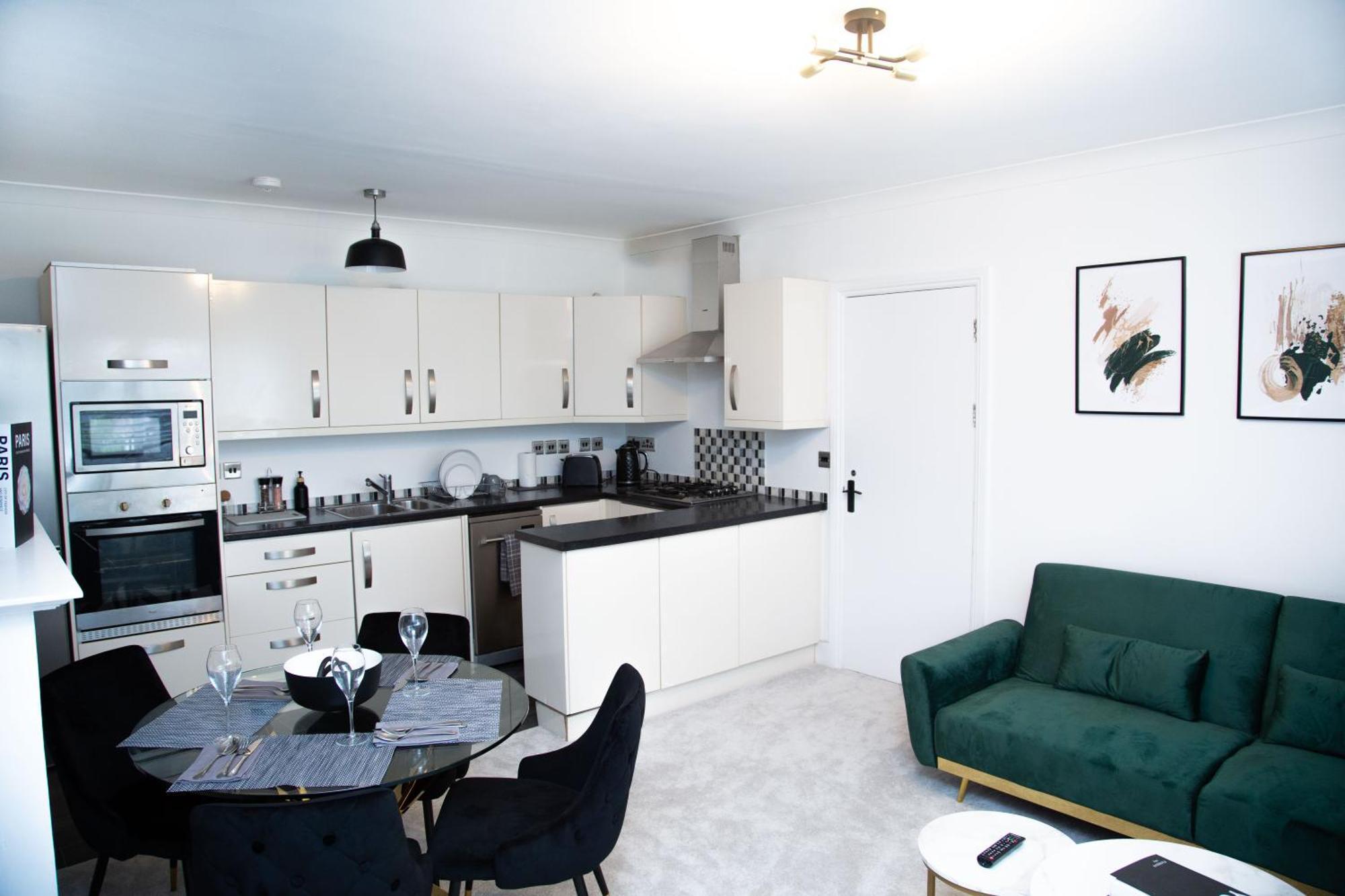 The Staverton Suite, Apartment *