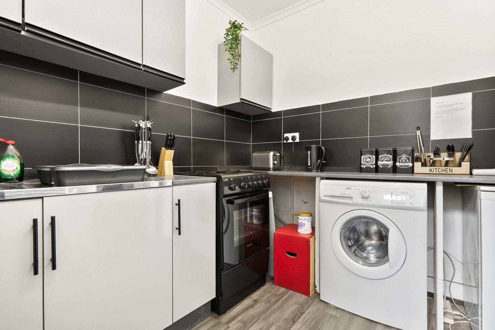 Hospedagem domiciliar Cozy Twin Bed Retreat In Center