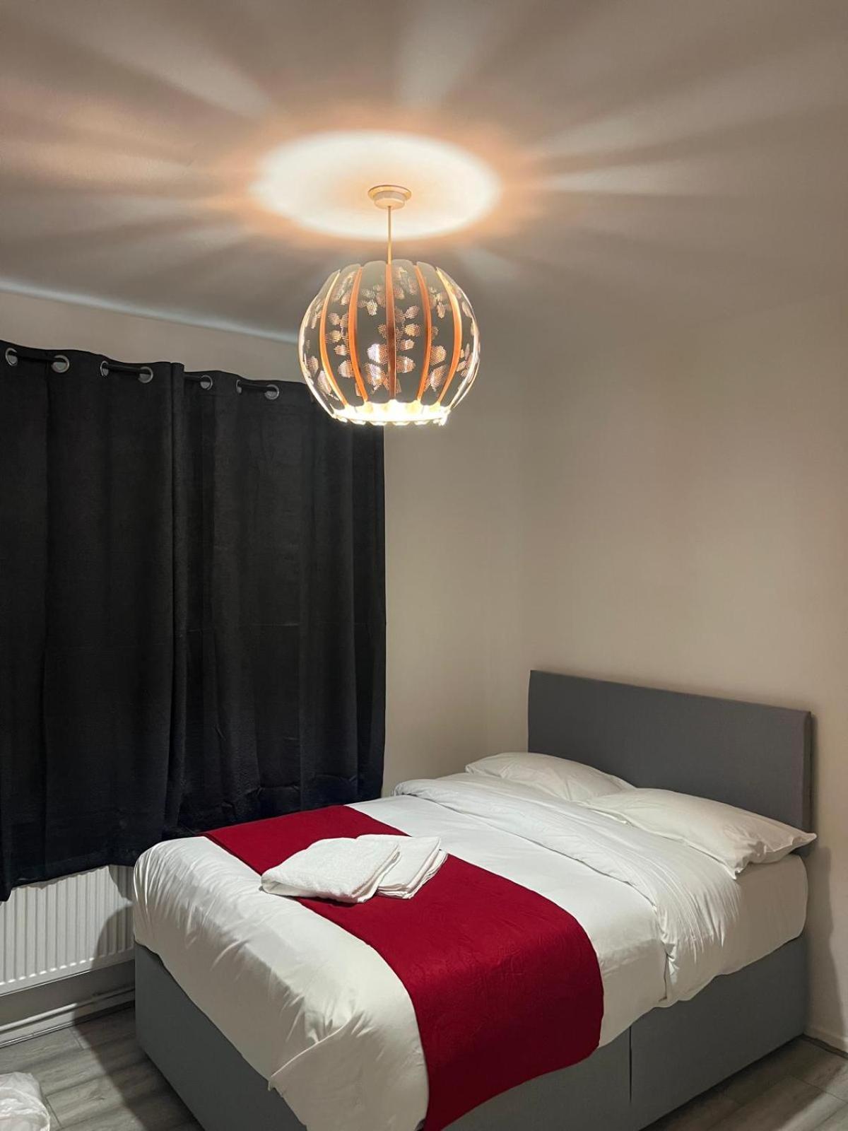 Homestay Starlet Stepney London