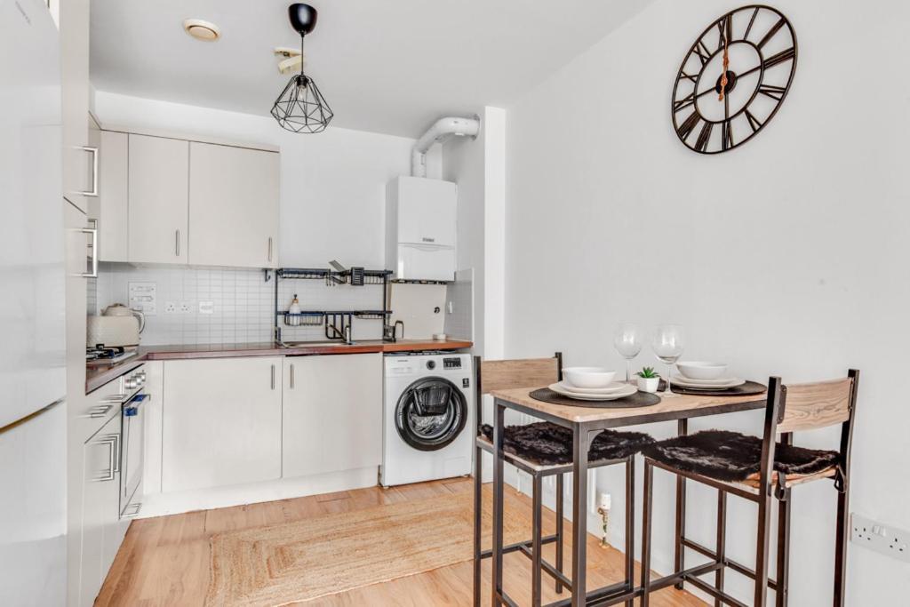Apartment Graceful - Self Contained Spacious 2 Bed Stratford