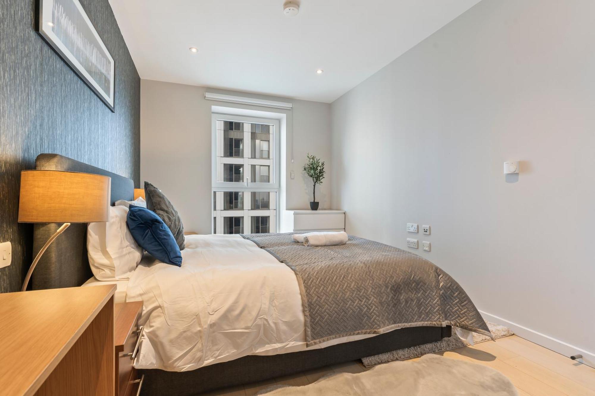 Elegant 2 Bed Within Many Attractions London