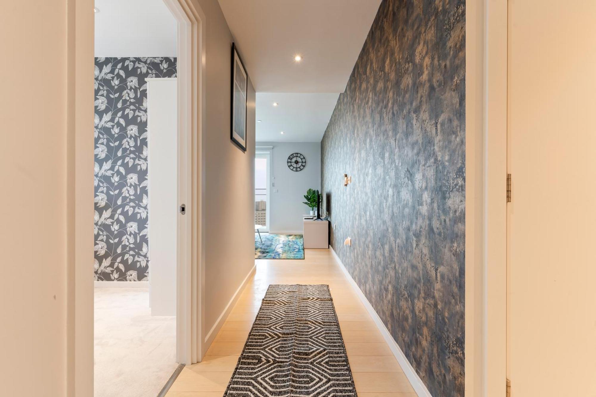 Elegant 2 Bed Within Many Attractions * London