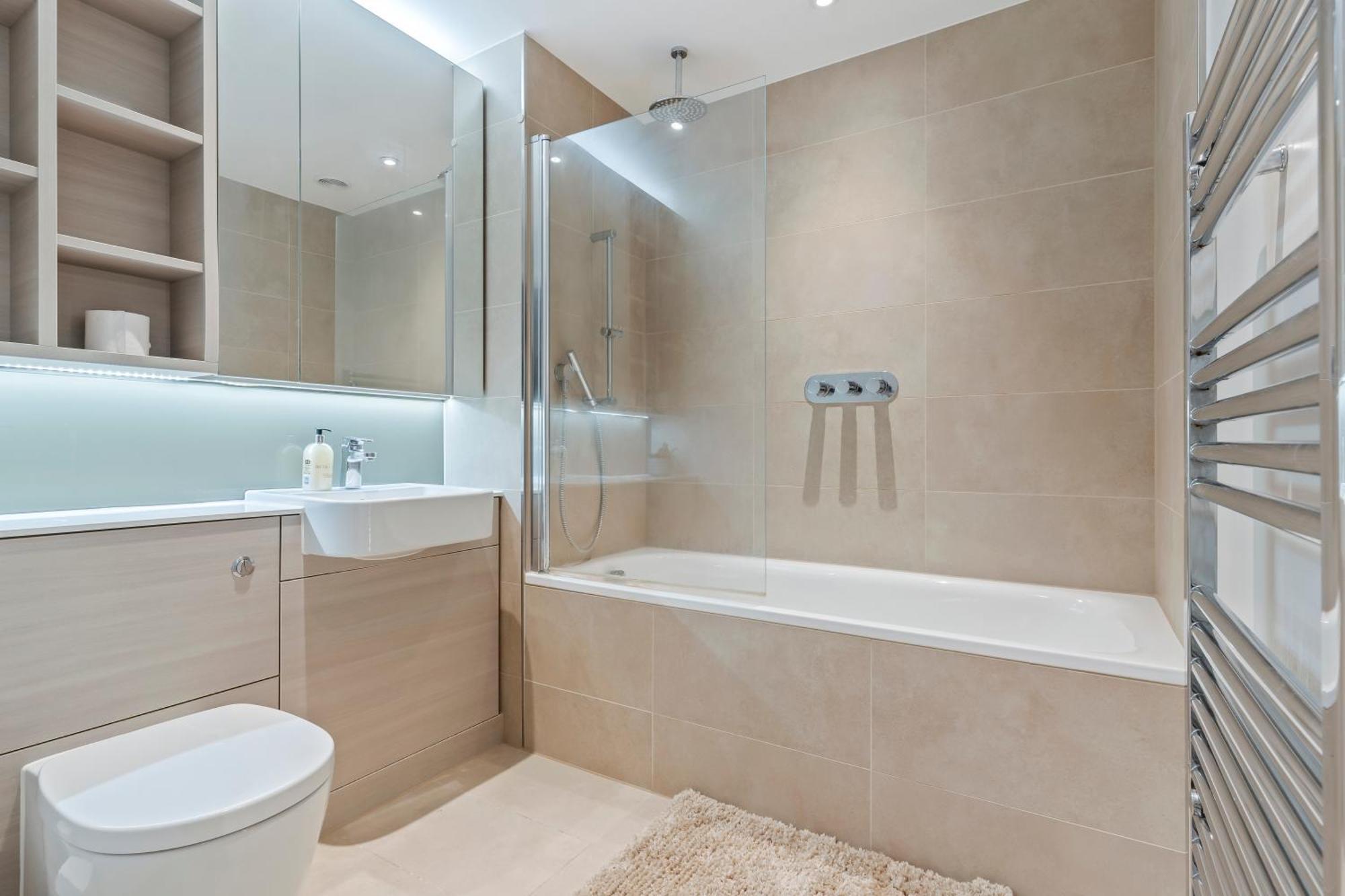 Apartment Elegant 2 Bed Within Many Attractions London