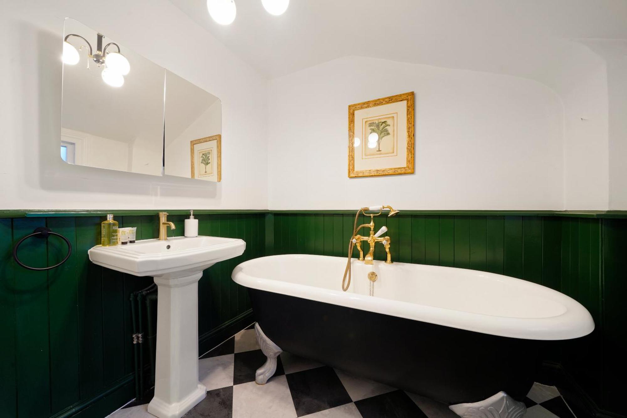 Apartment Luxury - In Battersea Park & Power Station *