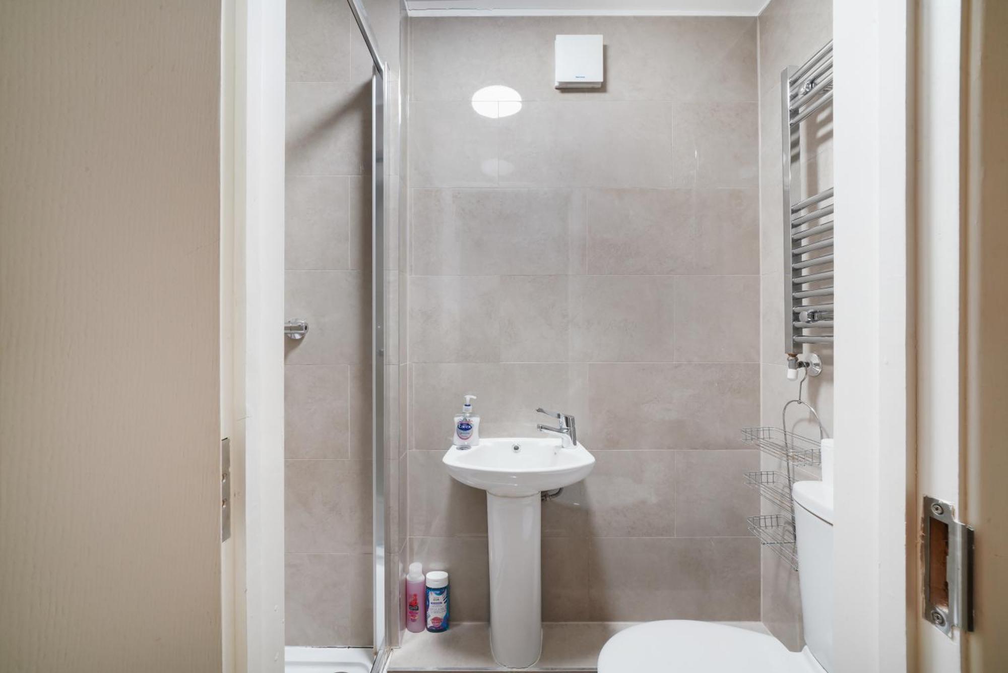 W1 Zone 1 Apartamento *