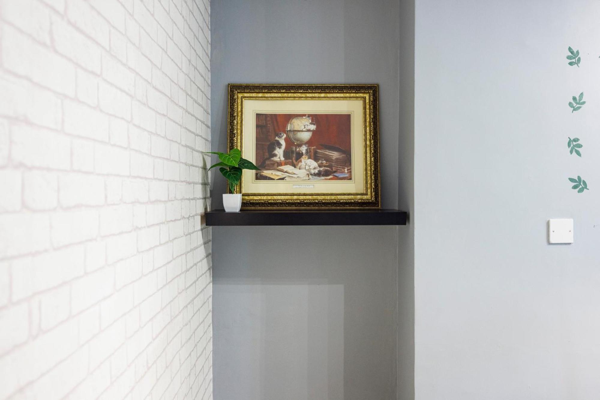 Apartment Spacious 2-bedroom With Terrace, Garden Views & Free Wifi Near Olympic Stadium London