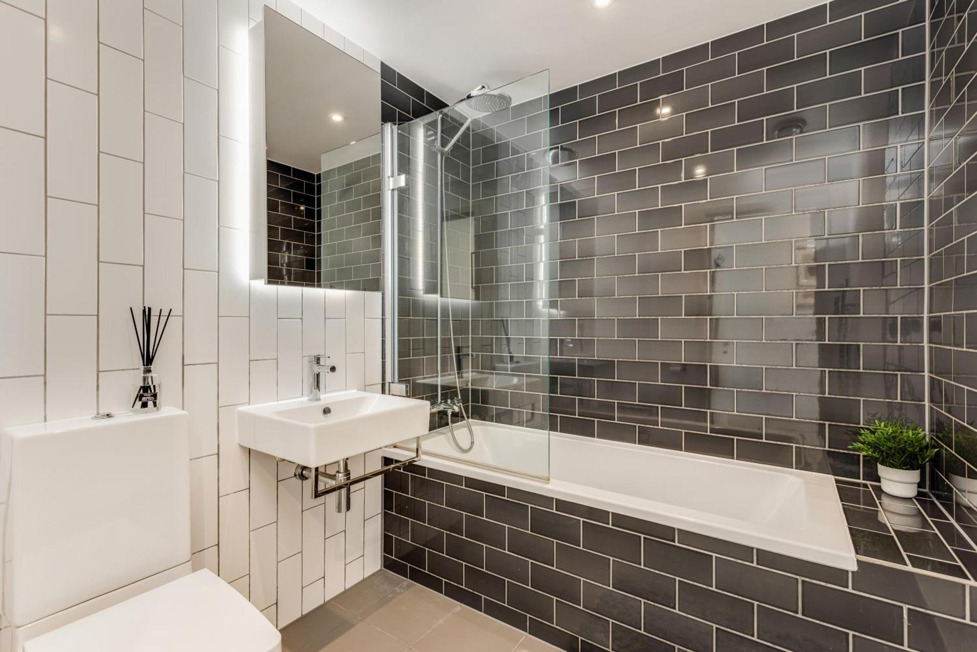 Apartment Khayat Homes - The Riverre - Luxury 2 Bed *