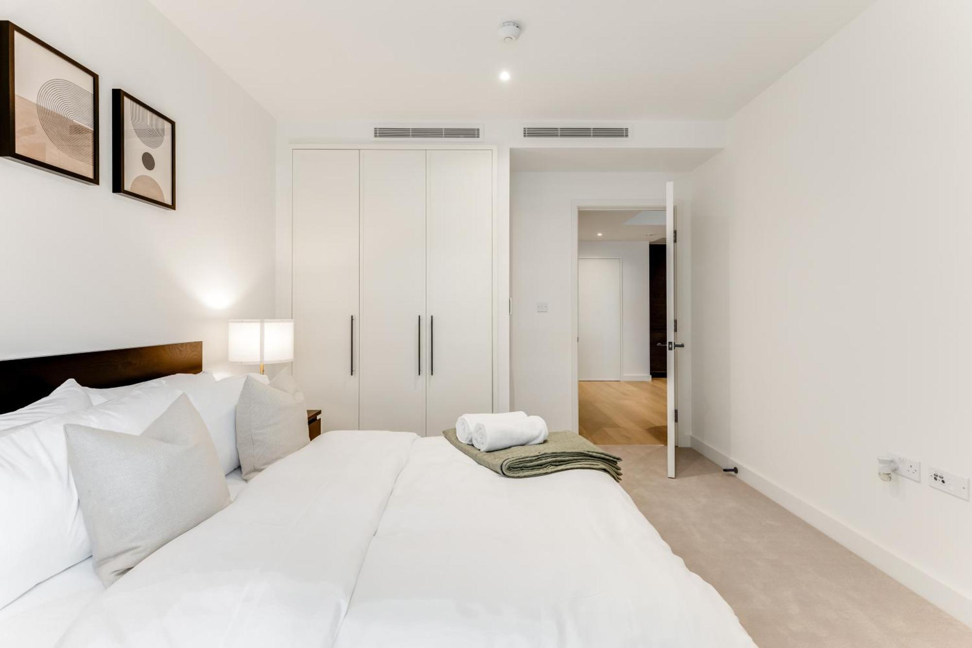 Khayat Homes - The Riverre - Luxury 2 Bed *