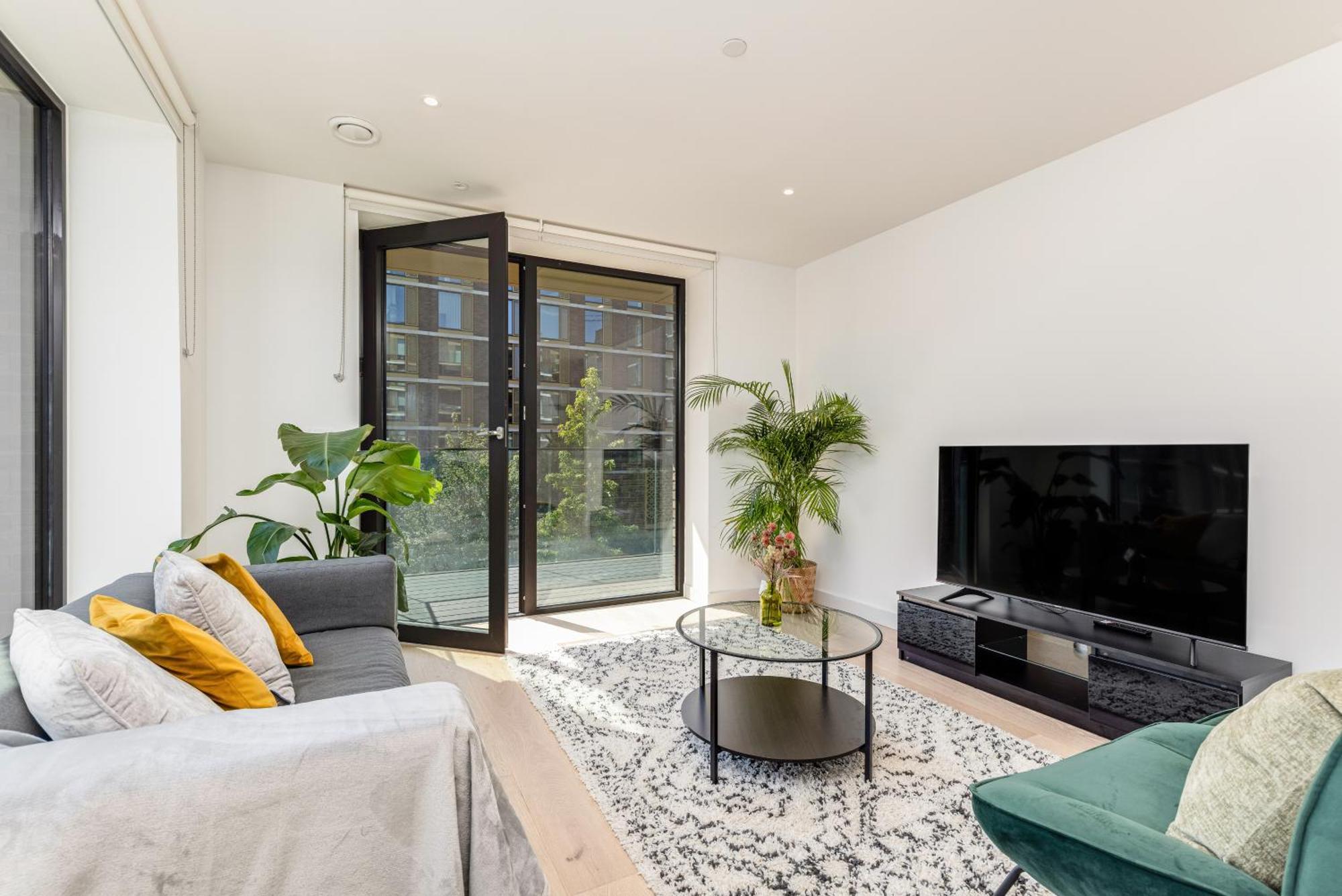 Khayat Homes - The Riverre - Luxury 2 Bed