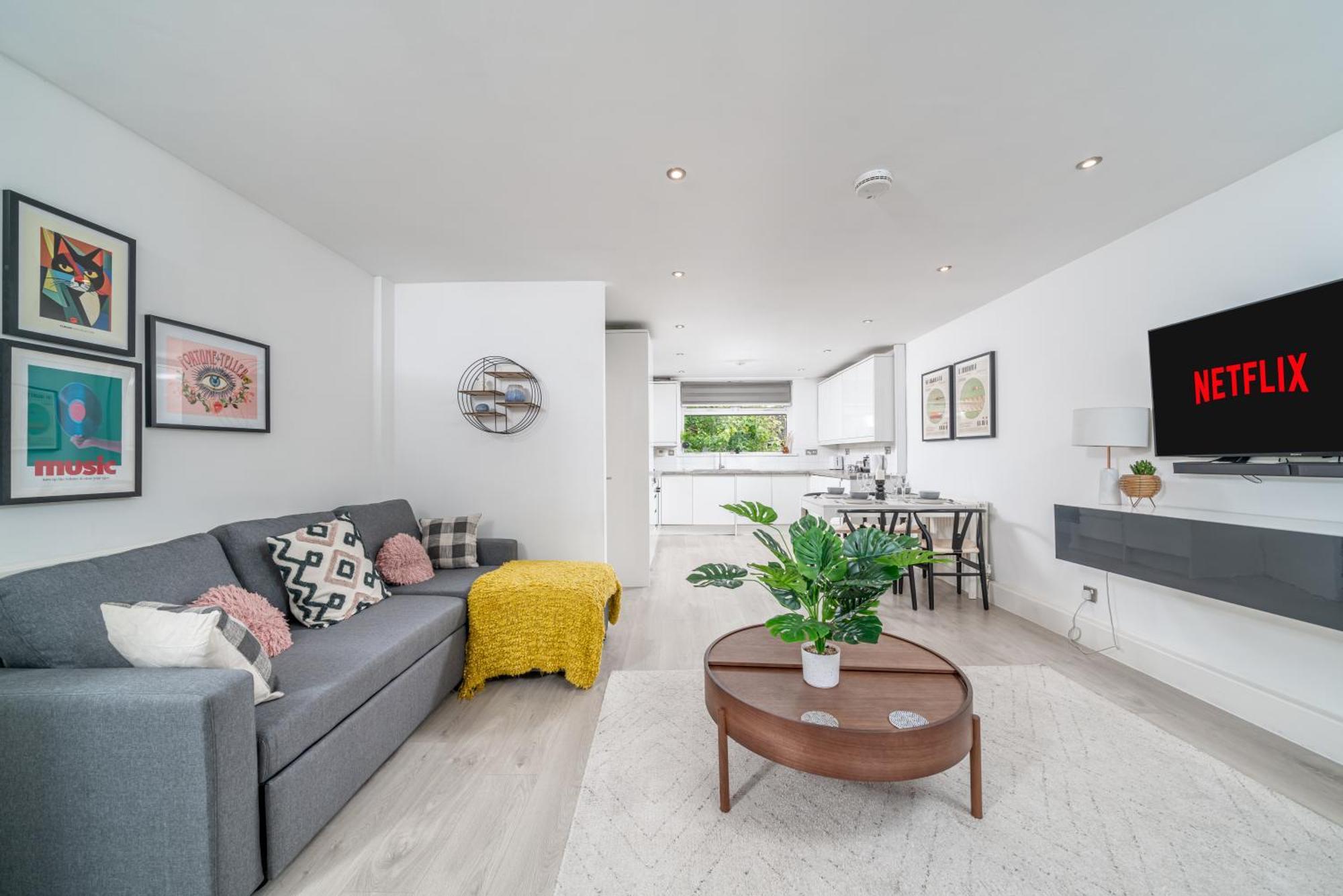 Apartment Modern & Spacious Canary Wharf Apartment, Prime Location, Balcony, Near O2, Excel, Airport & Greenwich