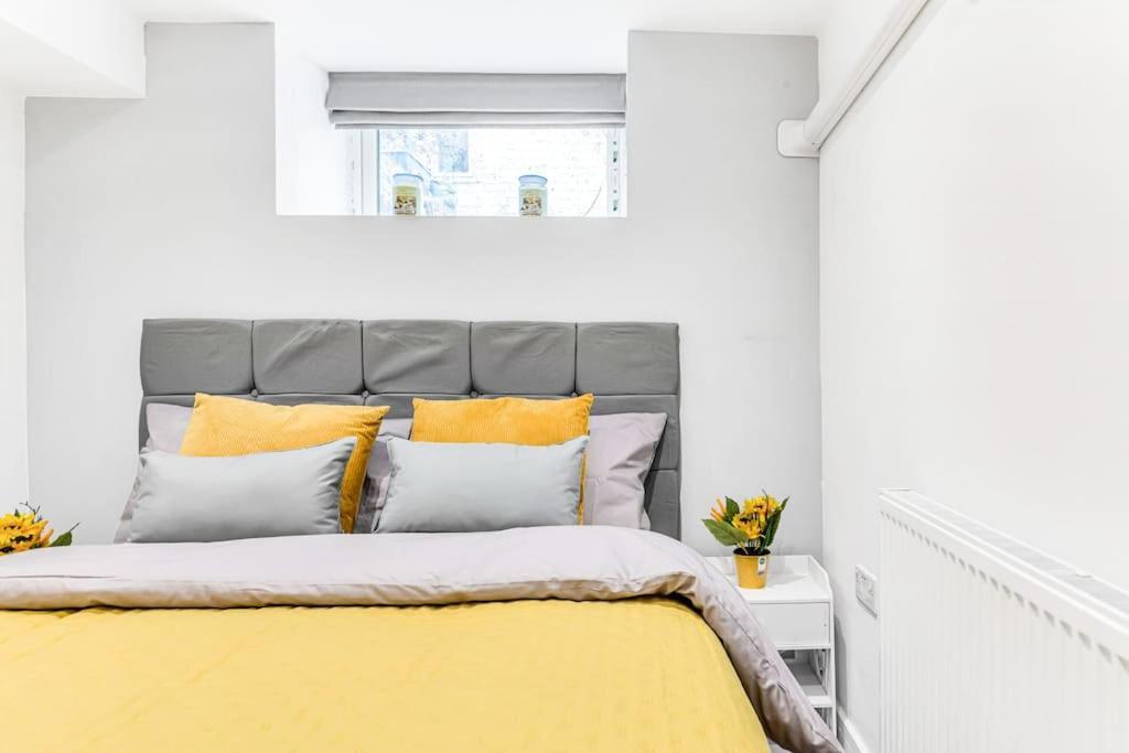 Luxstay Holland Park With Ac Apartment *