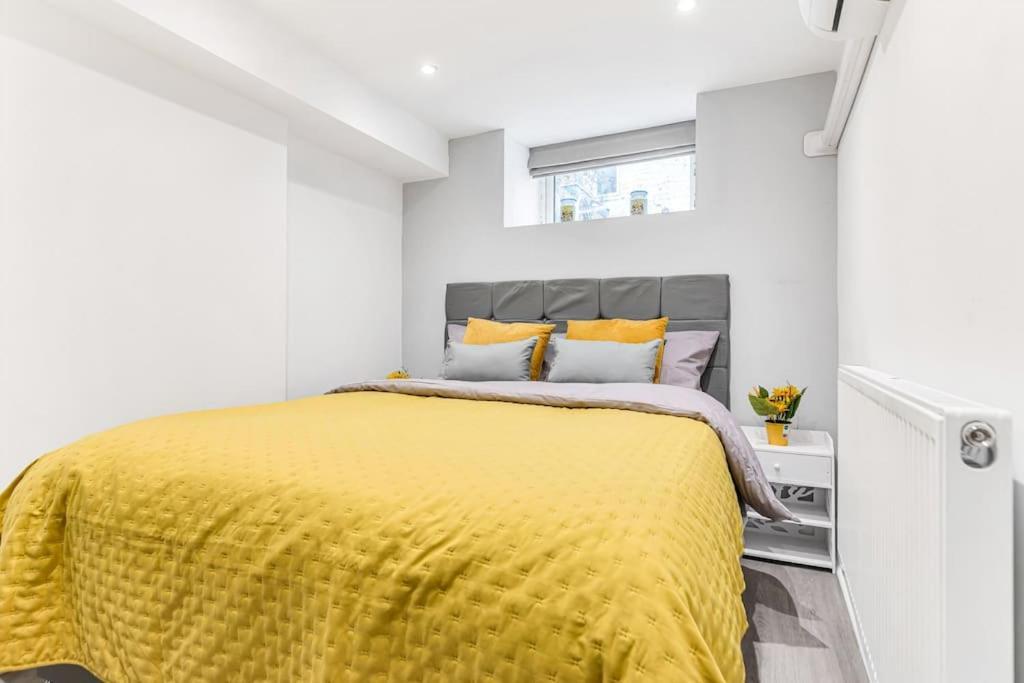 Luxstay Holland Park With Ac Apartment *