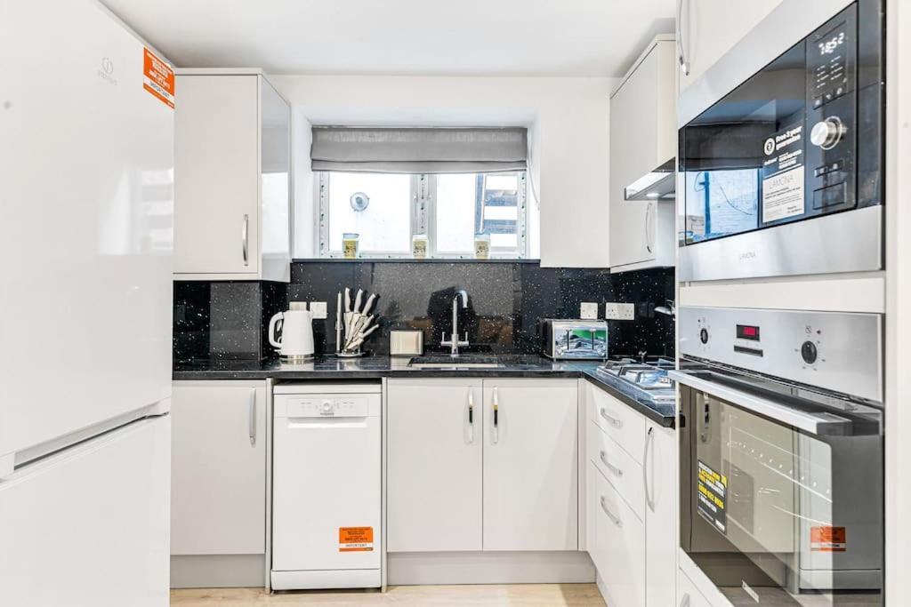 Apartment Luxstay Holland Park With Ac *