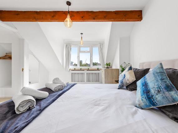 Imperial Wharf Chelsea 3 Bedroom Londres