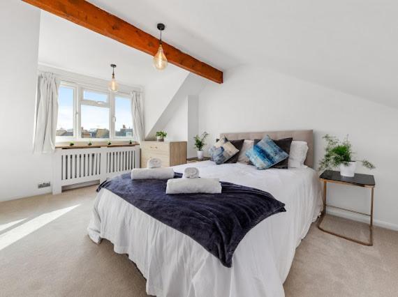 Imperial Wharf Chelsea 3 Bedroom Londres