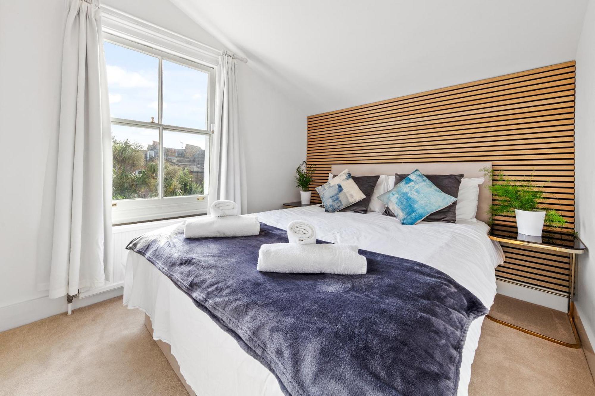 Imperial Wharf Chelsea 3 Bedroom * Londres