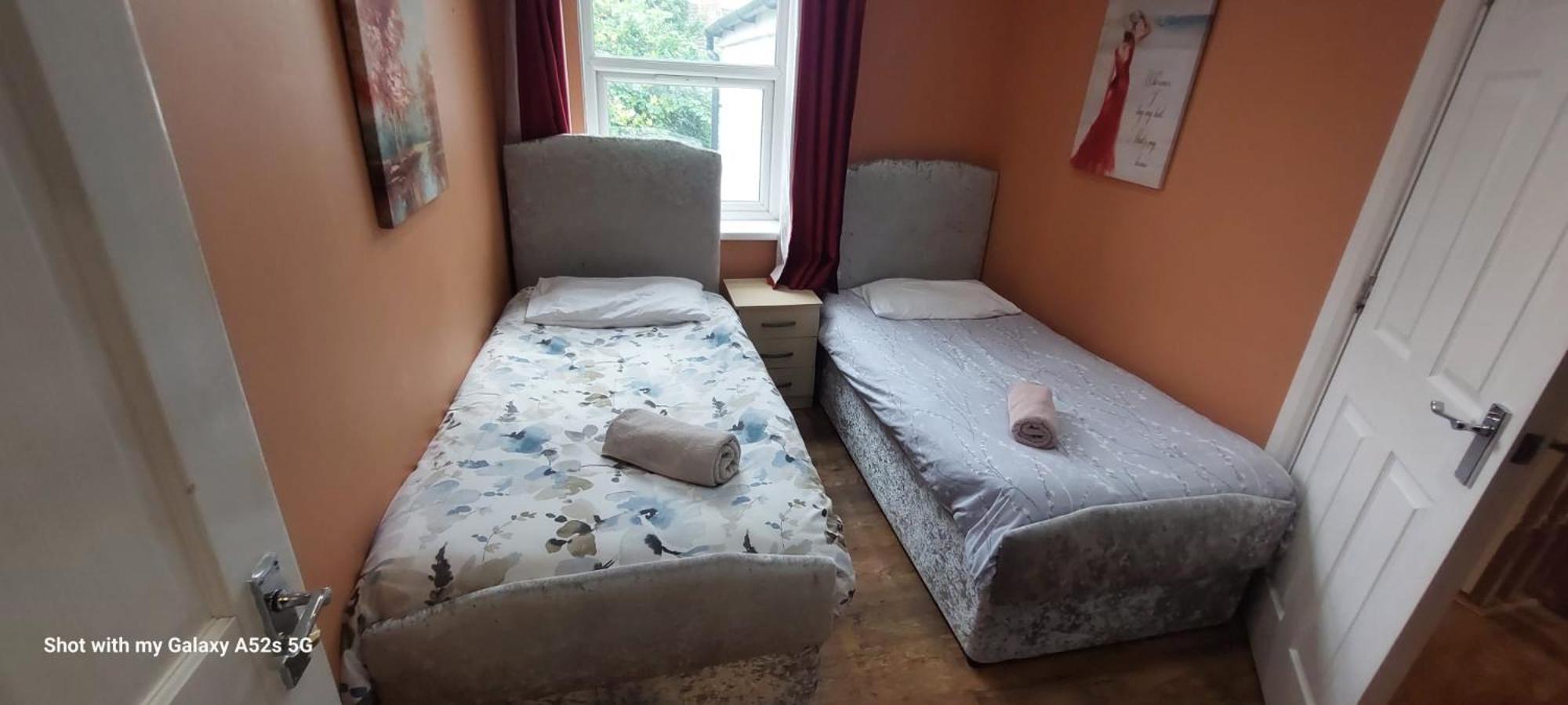 Apartment 3 Bedroom House - Walthamstow London