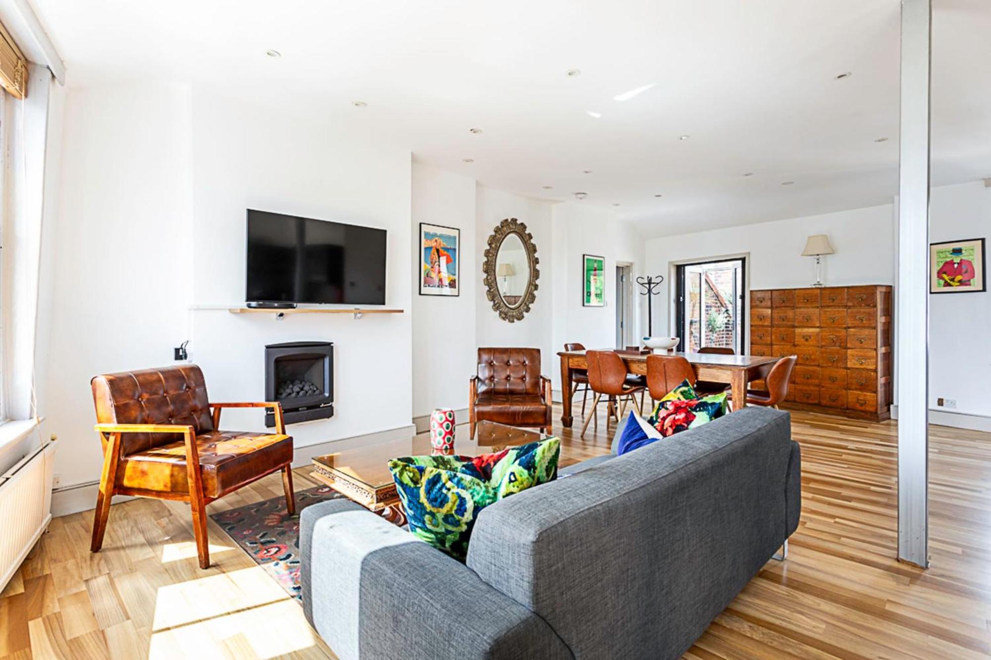 Apartment Contemporary Open Plan Penthouse *