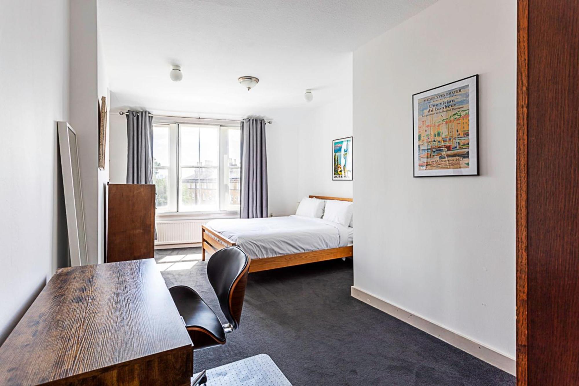 Contemporary Open Plan Penthouse * London
