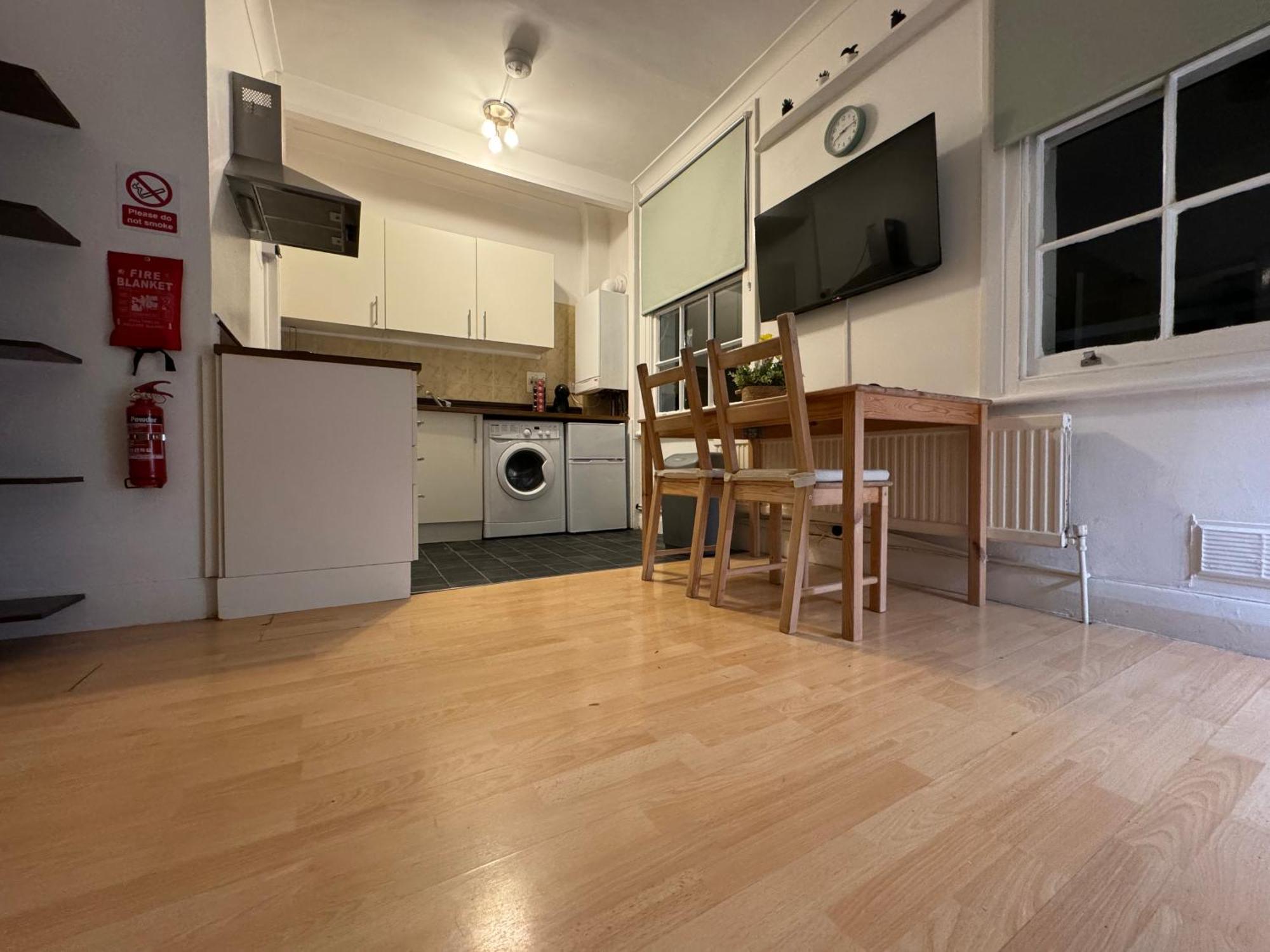 Apartment Prime Location In Camden Town *