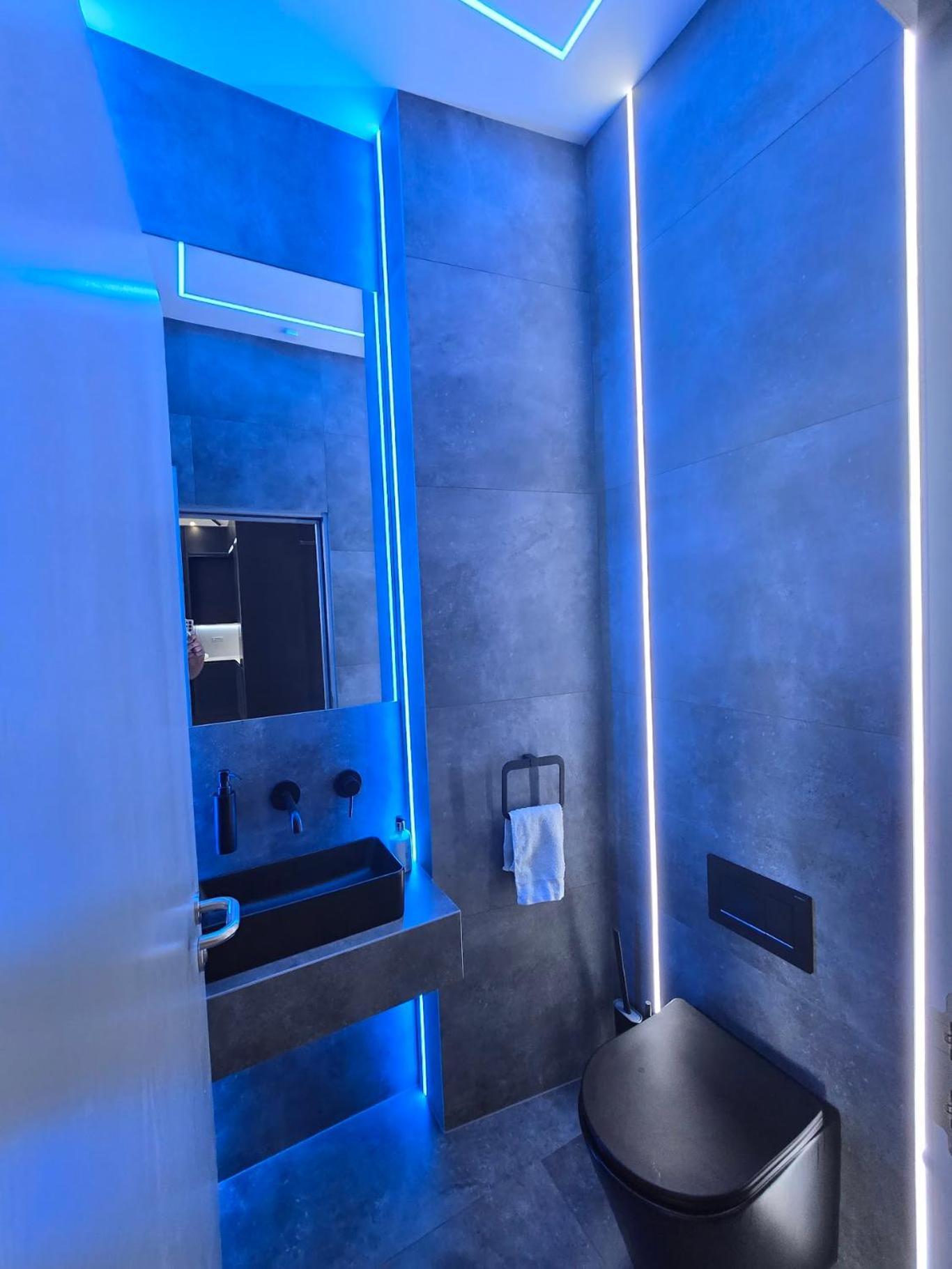 Riverside Place Apartment *