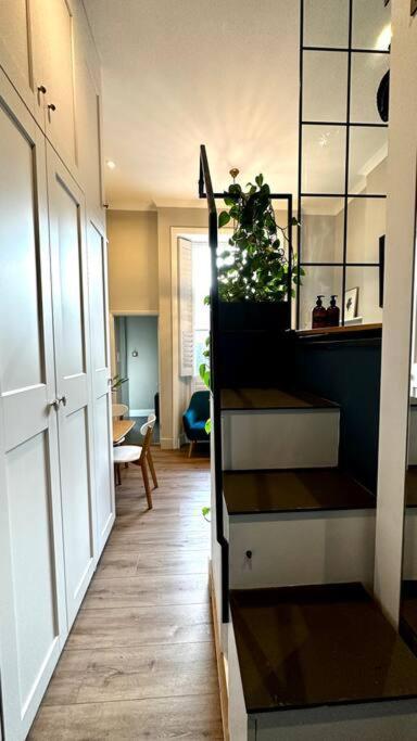 Apartment Design Studio In Paddington Gt London