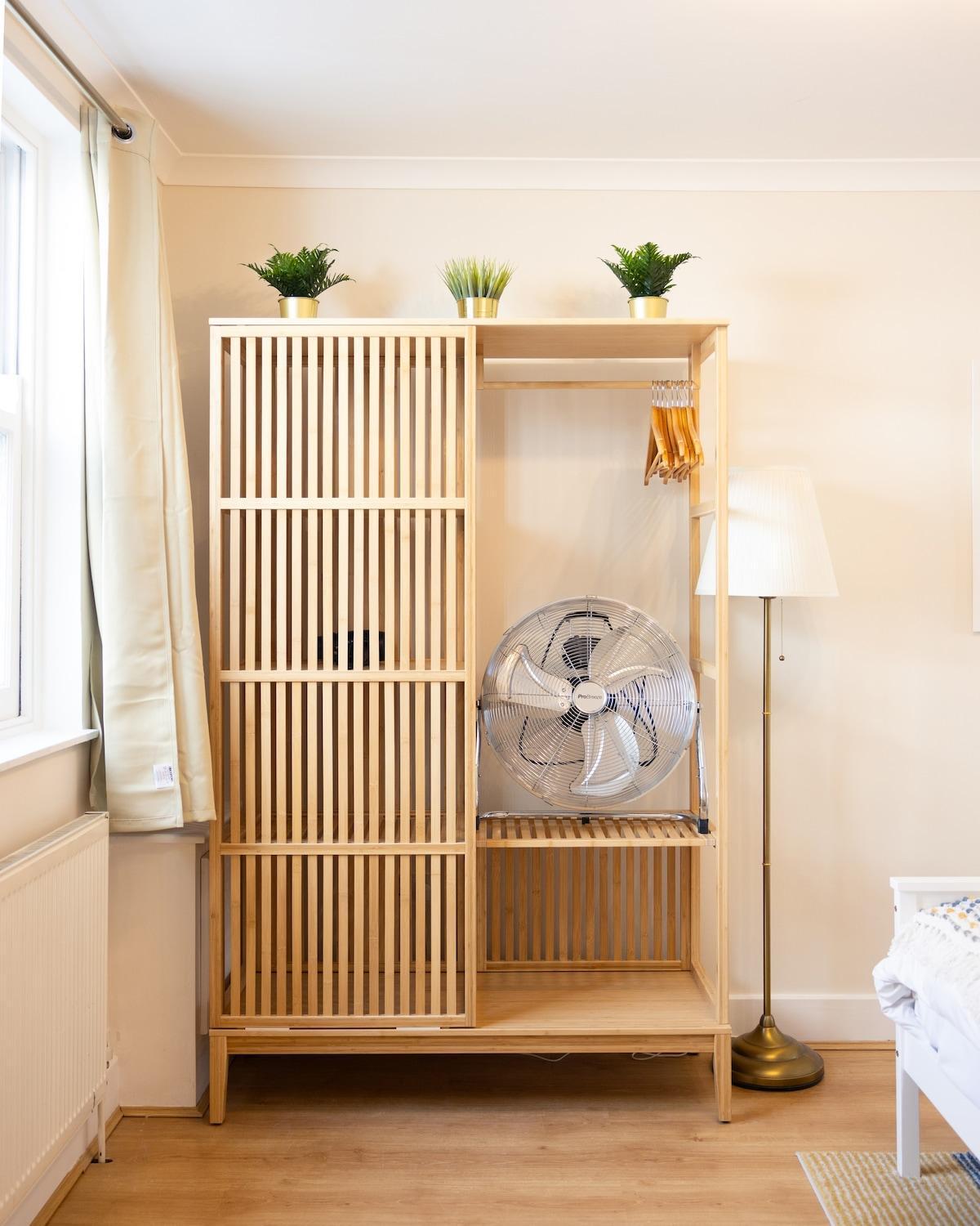 Centre Hideaway 100m From Trafalgar Square Apartamento Londres