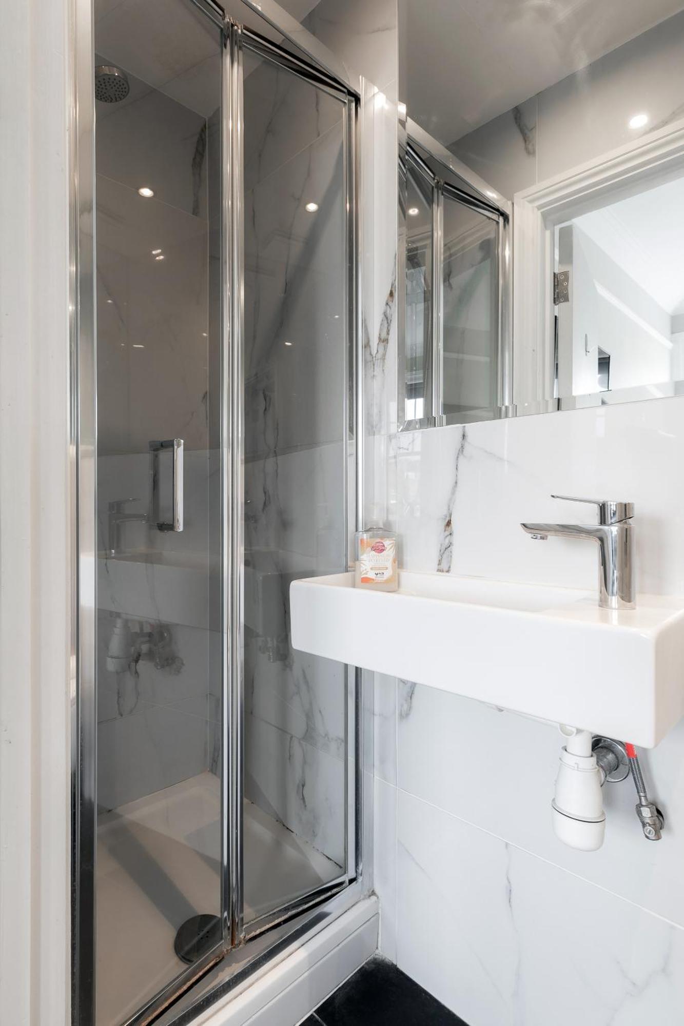 In The Heart Of High Street Kensington Apartamento