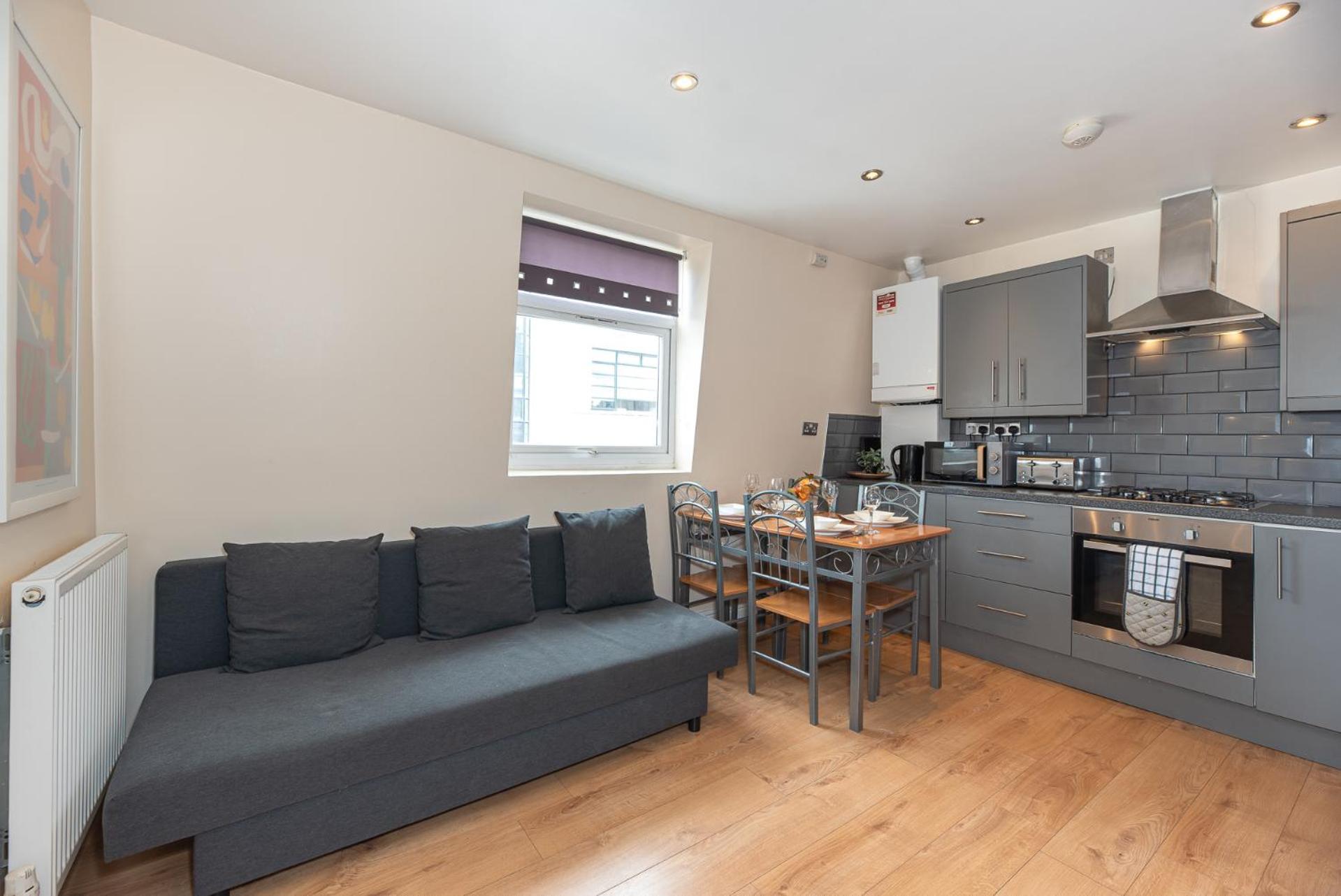 Lovely 3 Bed In The City Of London