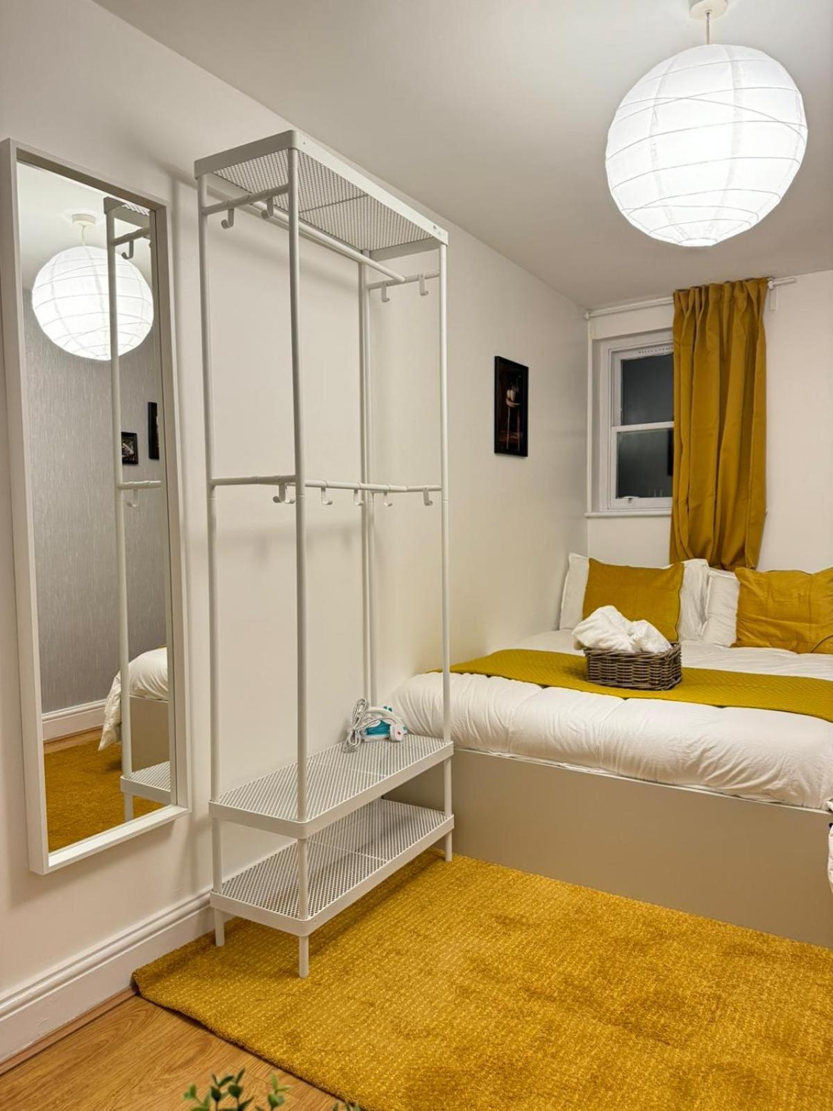 Shoreditch Central * London