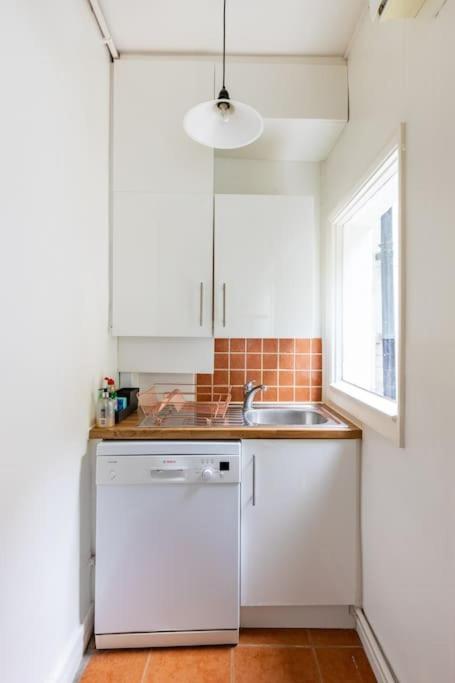 Lovely Garden Flat In Apartment