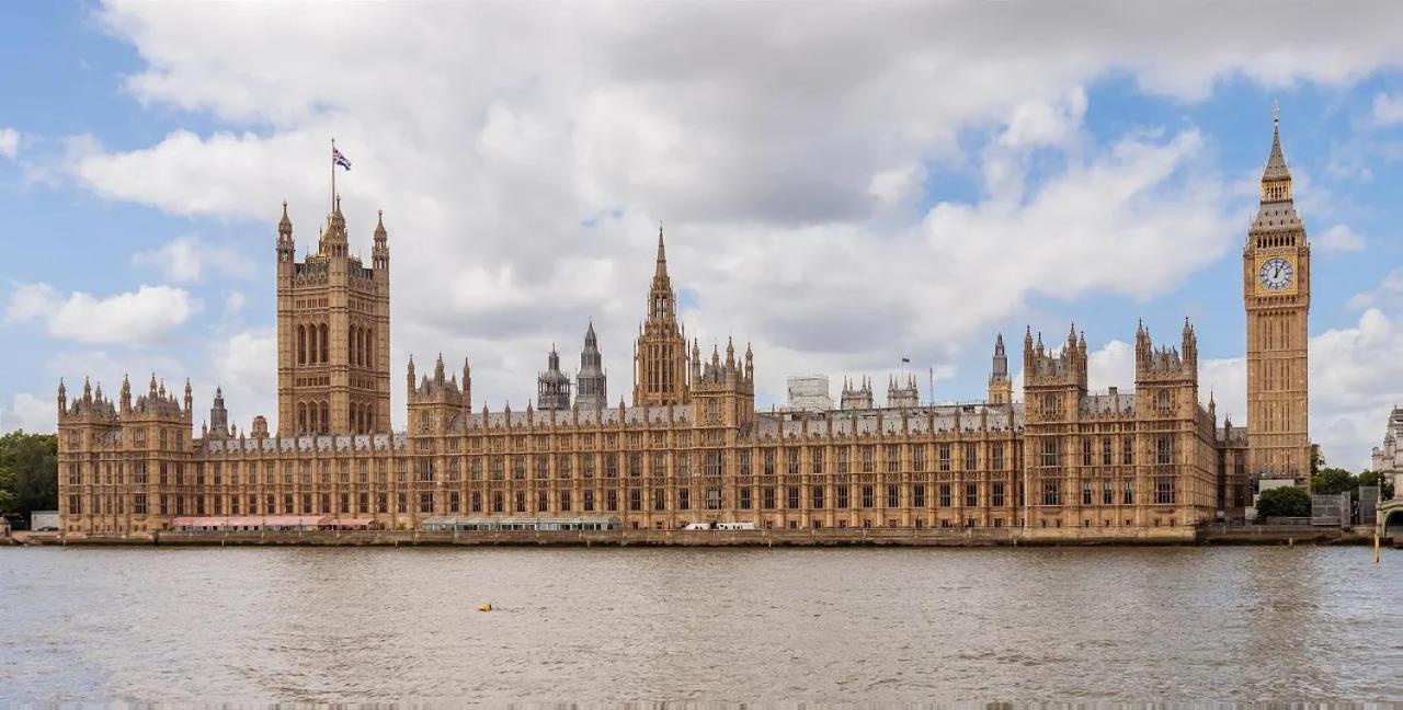 Homestay Large With Skyline View London