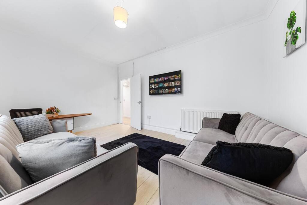 Near Kings Cross Sleep 12 Sp7 Apartamento Londres