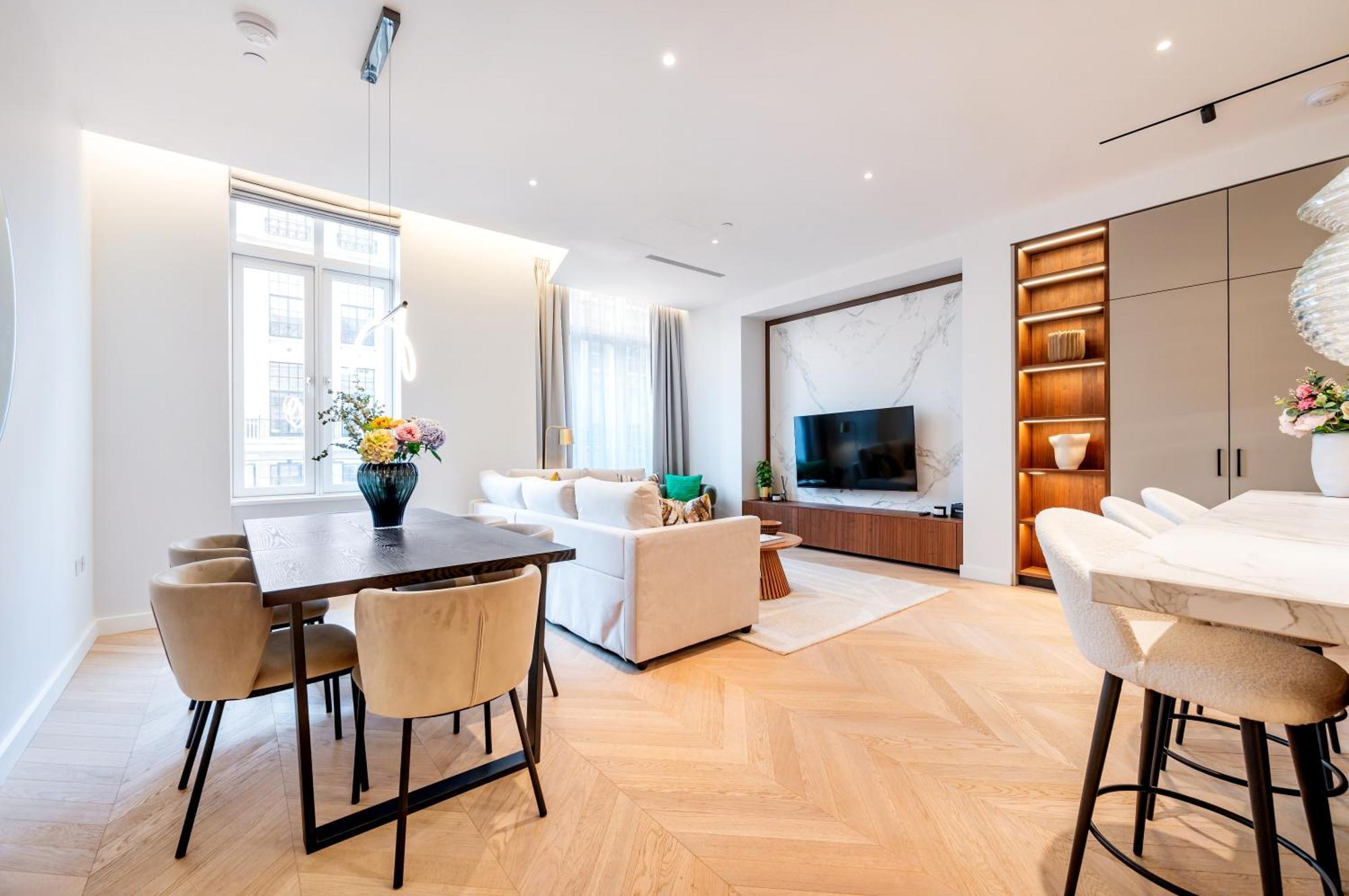 Apartment Premium In The West End *